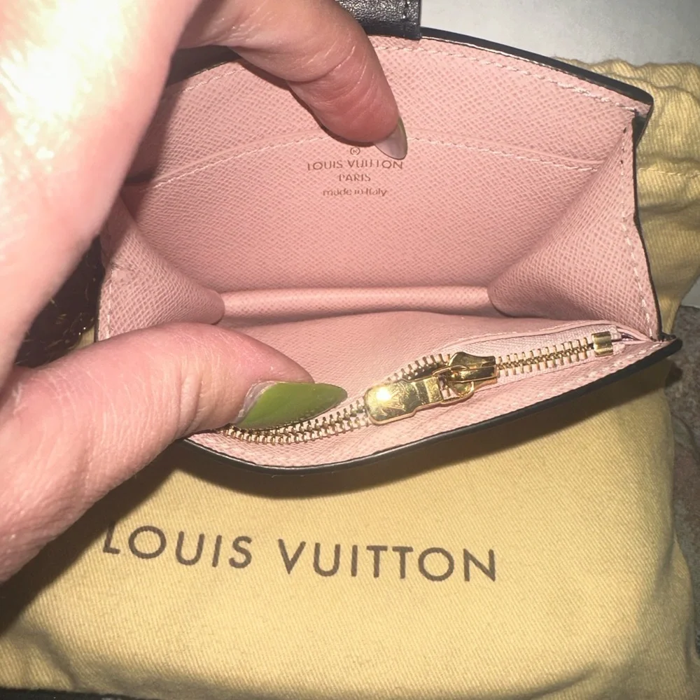 🎀 Louis Vuitton Rose Ballerine Epi Trunk multi cartes
